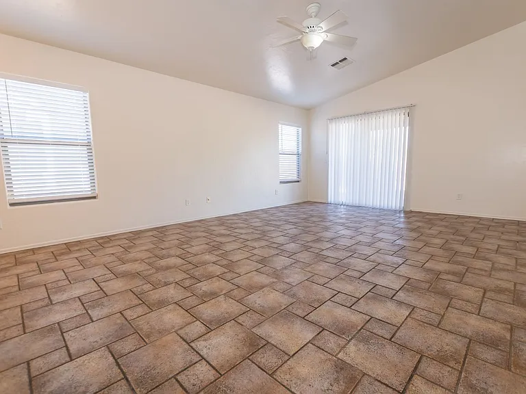 4835 E Forino Pl — Photo 4