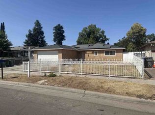 4776 N Holt Ave, Fresno, CA 93705