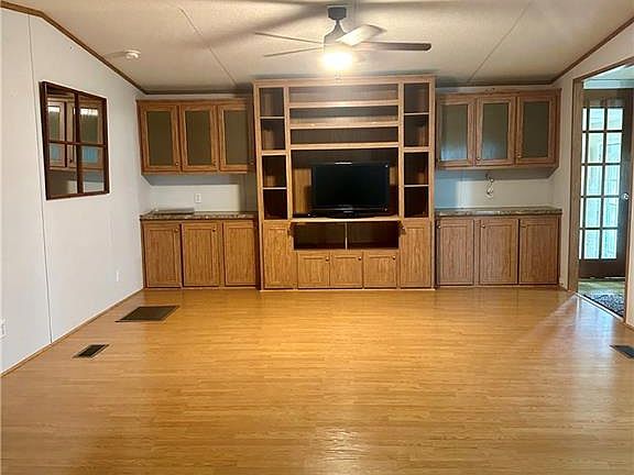 4th image of 1402 S Cage Blvd Unit 98