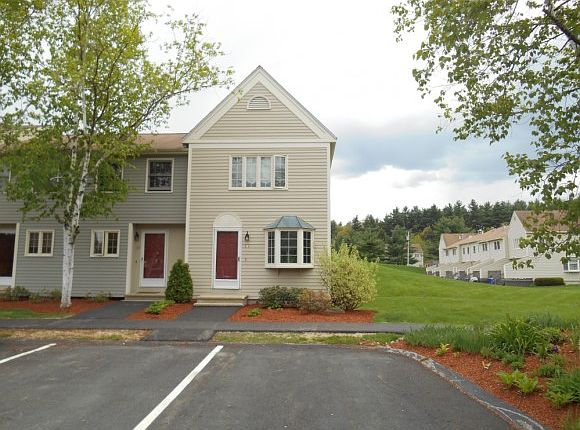 1st image of 131 Fox Hollow Dr