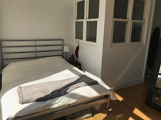 Rented by Premier Metro Realty Corp | media 23