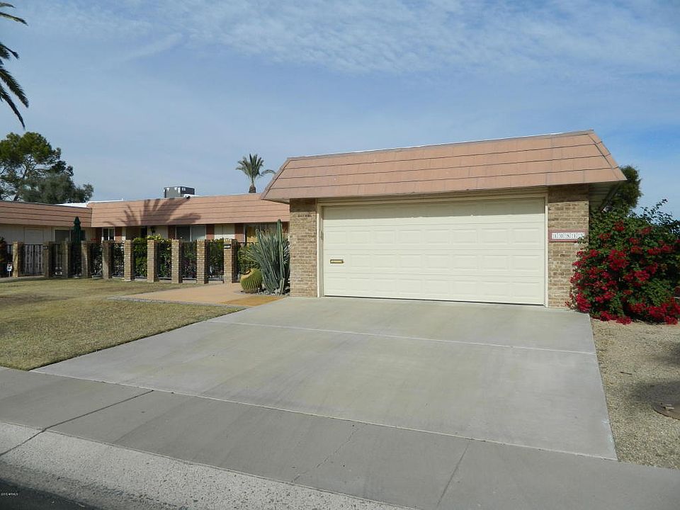 1st image of 10812 W Cameo Dr