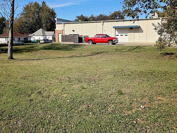 5th image of 518 S 1st St Lot 15 & 16