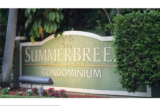 Photo 1 of 8 - 9999 Summerbreeze Dr #109 - Sunrise, FL Primary Photo - 9999 Summerbreeze Dr #109