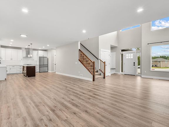 3rd image of 431 Bethel Pl