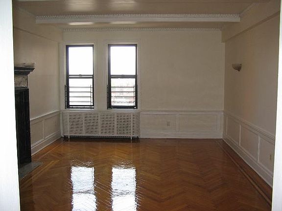 3rd image of 50 Glenwood Ave APT 805