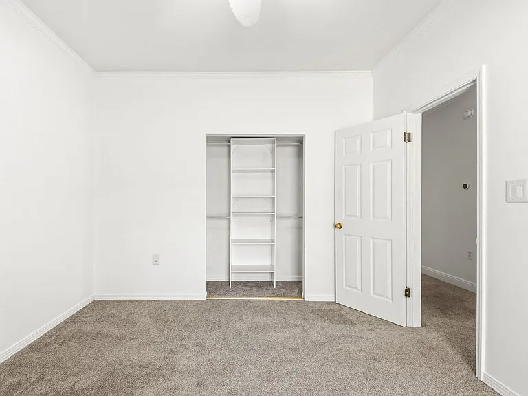 83 Lake Lorraine Cir — Photo 39