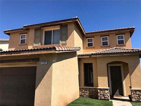 2nd image of 1209 Polzin Way