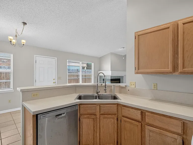 400 Ashcroft Landing Dr — Photo 18