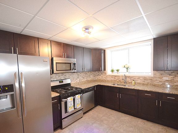 3rd image of 5655 N Spaulding Ave #1A
