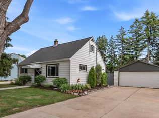1108 4th AVENUE, Grafton, WI 53024