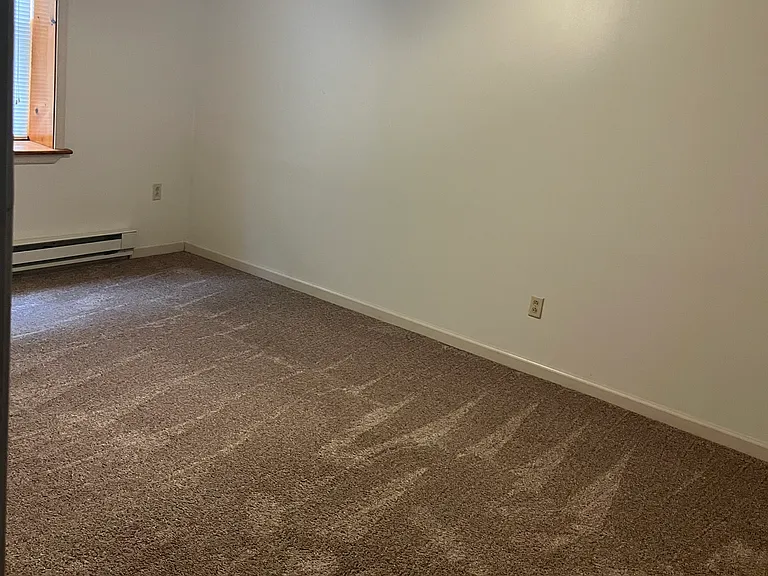 591 W Main St #1 — Photo 3