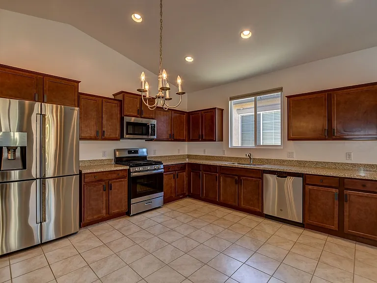 6222 Goldfinch Dr — Photo 12