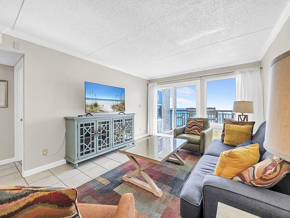 3rd image of 676 Santa Rosa Blvd Unit 5F
