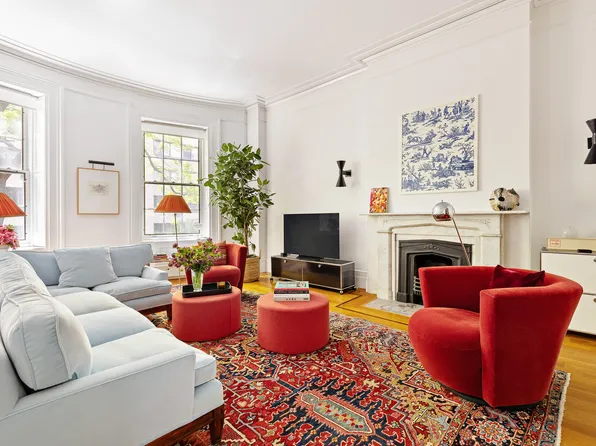 9 West 16th Street 3 image 2 of 15