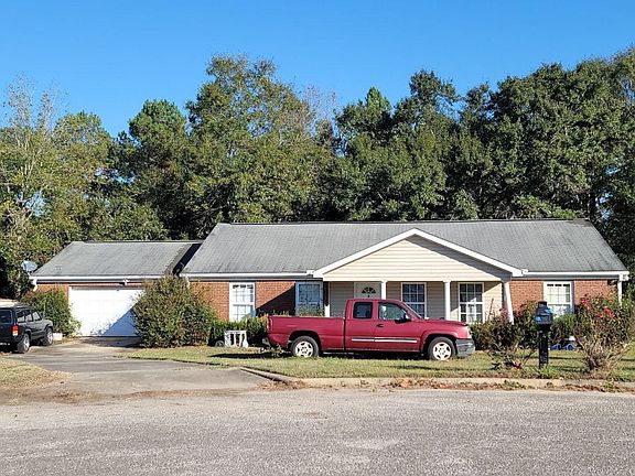 3rd image of 220 Rehobeth Way