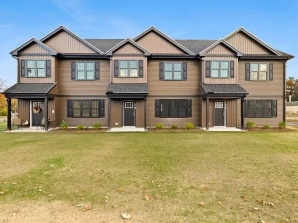 9 Winthrop Heights Dr #B, Taunton, MA 02780