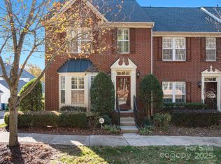 19560 Makayla Ln, Cornelius, NC 28031