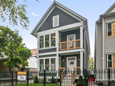 2152 N Maplewood Ave, Chicago, IL, 60647