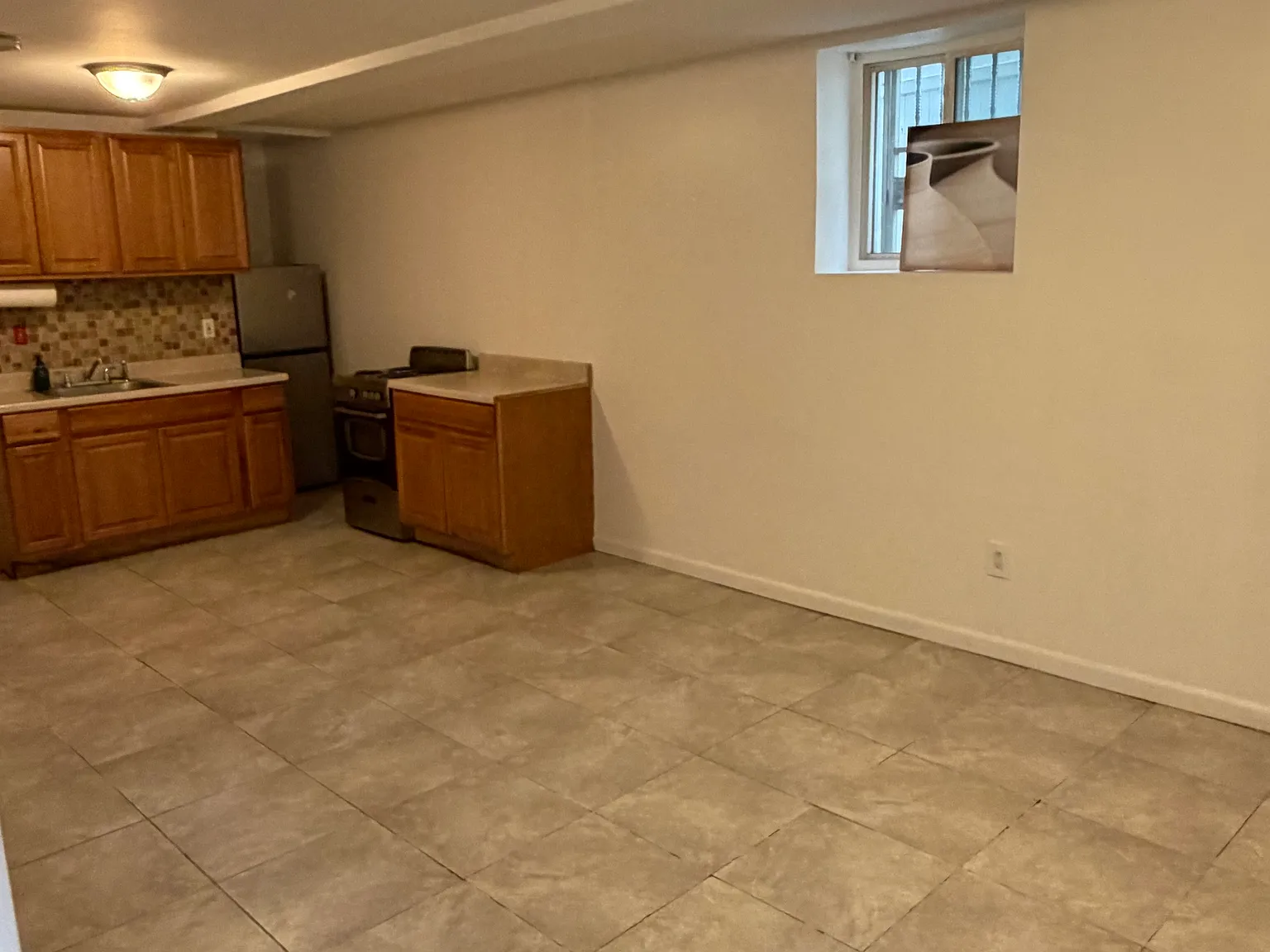 Studio, $1,600 — Photo 3