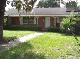 1401 N Stone St, Deland, FL 32720