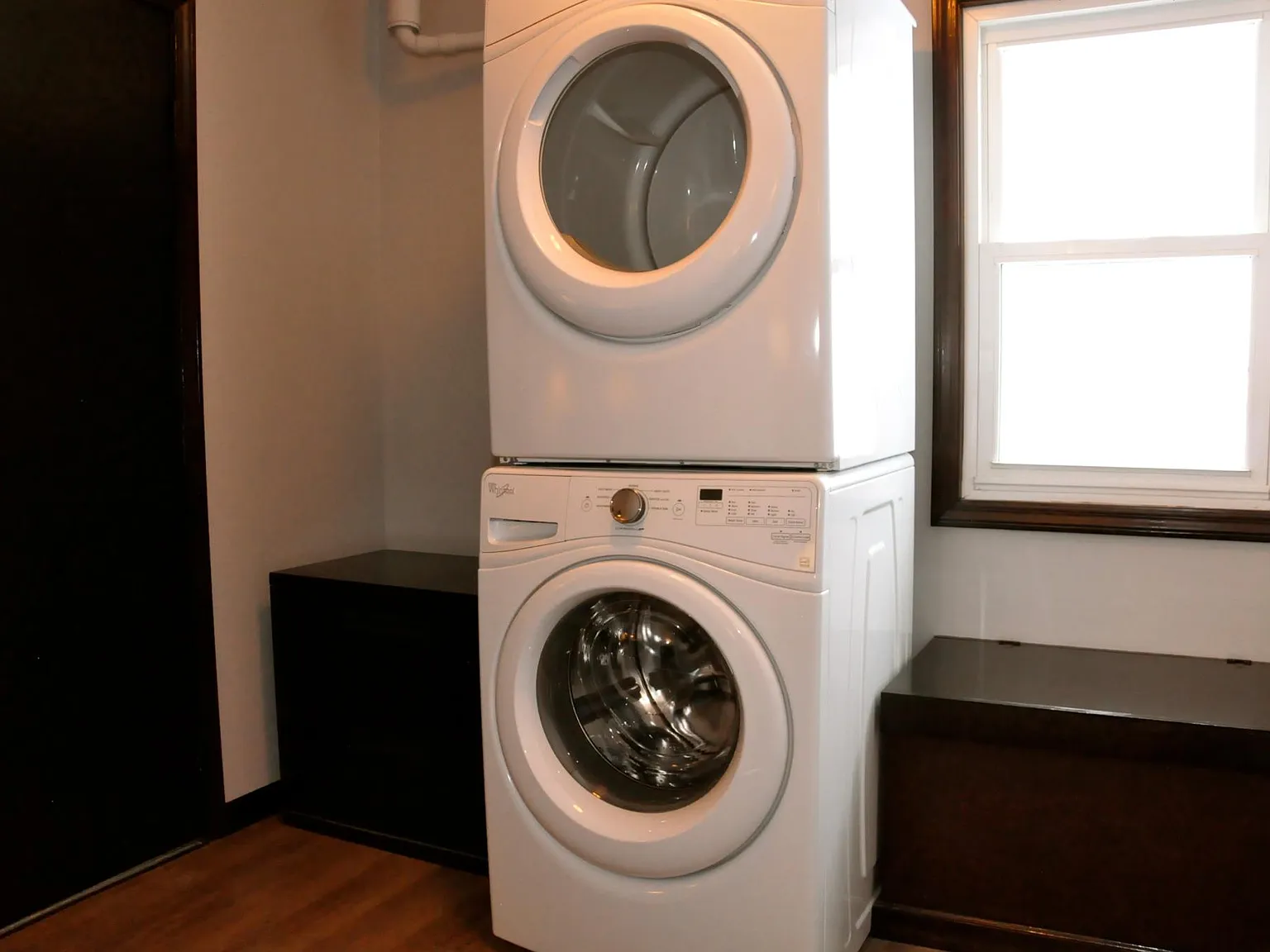 2 bed, 1018 sqft, $2,200 — Photo 3