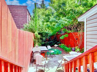 6807 60th St FLOOR 1, Ridgewood, NY 11385