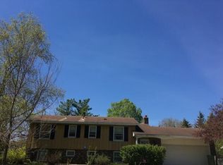 10186 Uplander St NW, Coon Rapids, MN 55433