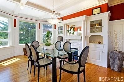 4th image of 1123 Lincoln Way