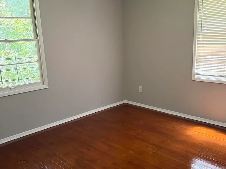2745 Marydale Dr — Photo 5