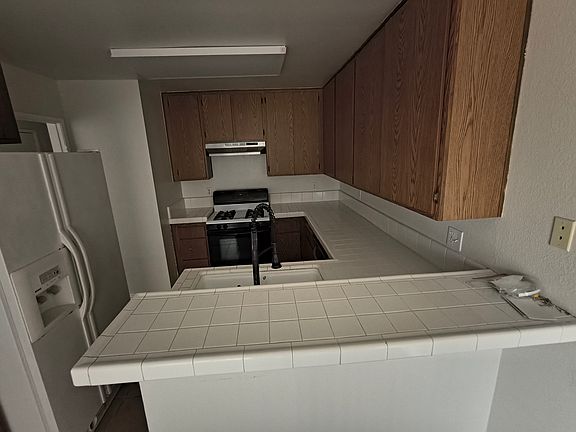 Tiled bar-counter