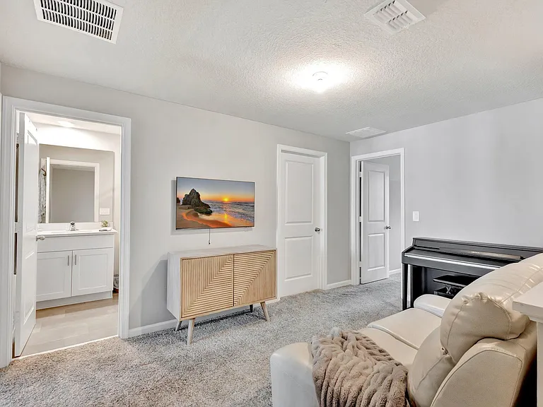 345 SE Angler Dr — Photo 25
