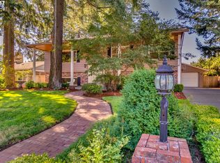 13706 SE Market St, Portland, OR 97233