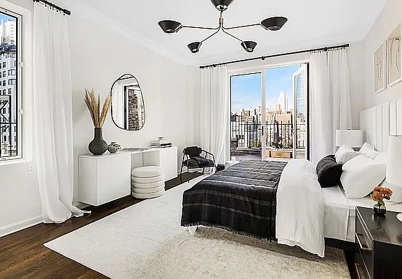 5th image of 225 E 73rd St Penthouse D