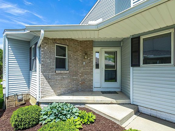 2nd image of 3034 Red Wing Ct