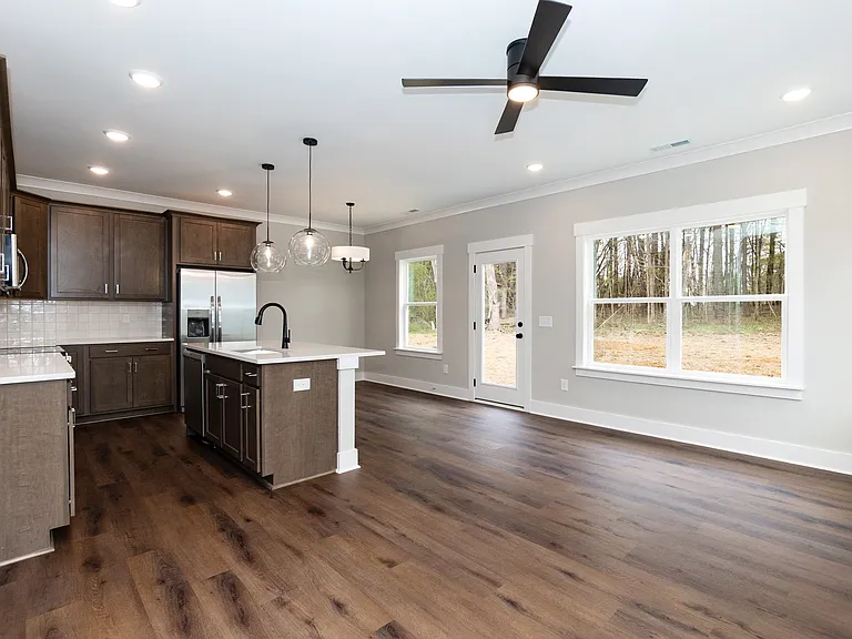 816 N Taylor St — Photo 9