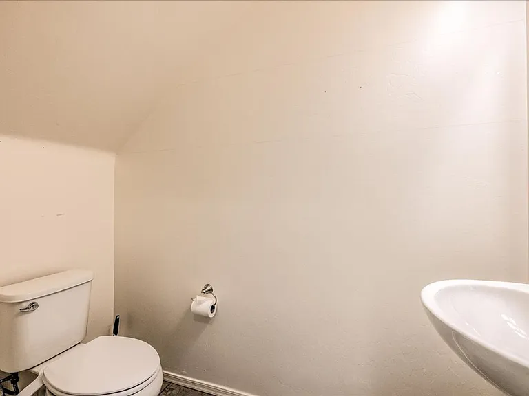 11328 S Weismann Dr — Photo 20