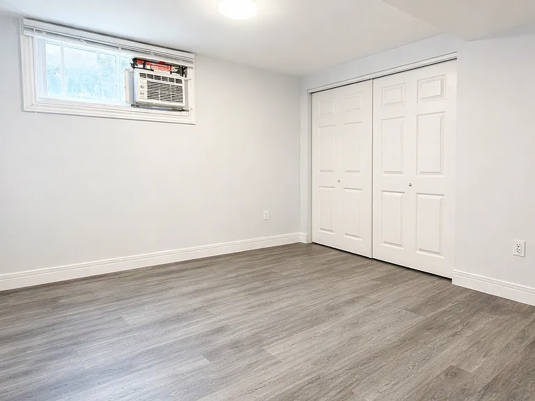 700 Indian Rd N #18 — Photo 12