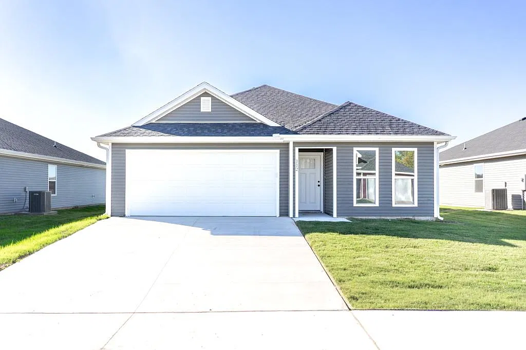 112 Alex Jordan Drive — Photo 1