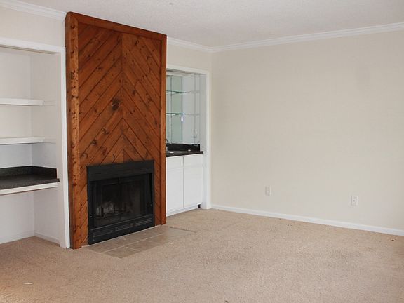 2nd image of 2455 Sorrell Ave