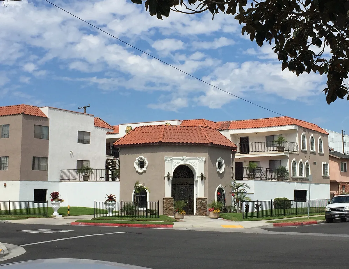 Building Photo - 12533 Kornblum Ave #14