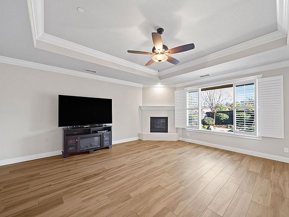 5th image of 3375 Karuk Ave