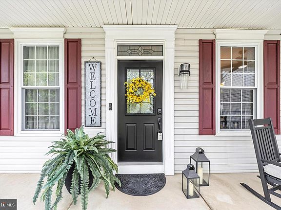 3rd image of 13454 Four Seasons Ct
