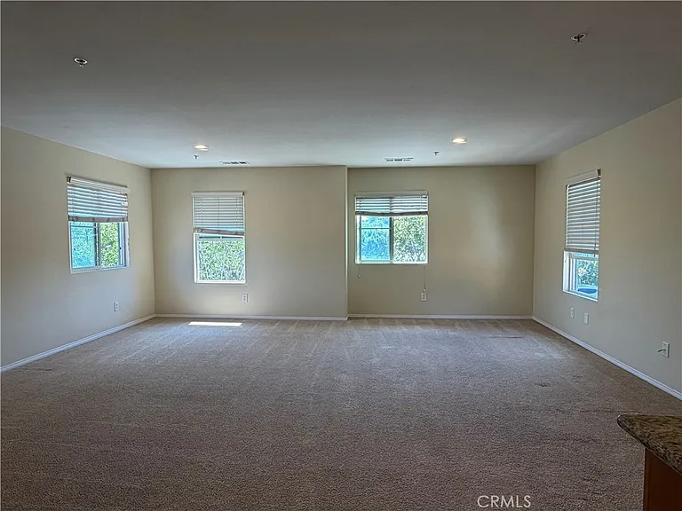 6045 Medinah St — Photo 26