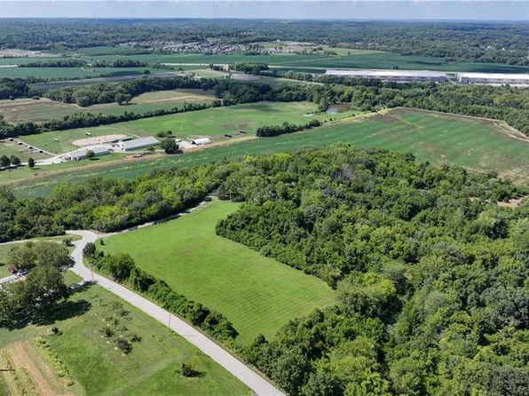 21708 E Eureka Rd, Independence, MO 64057