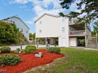 102 Tammy St E, Emerald Isle, NC 28594