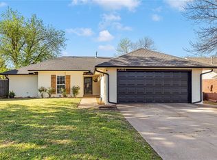 2204 Summer Way Ln, Edmond, OK 73013