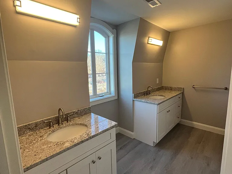 103 Thermos Ave #6 — Photo 11