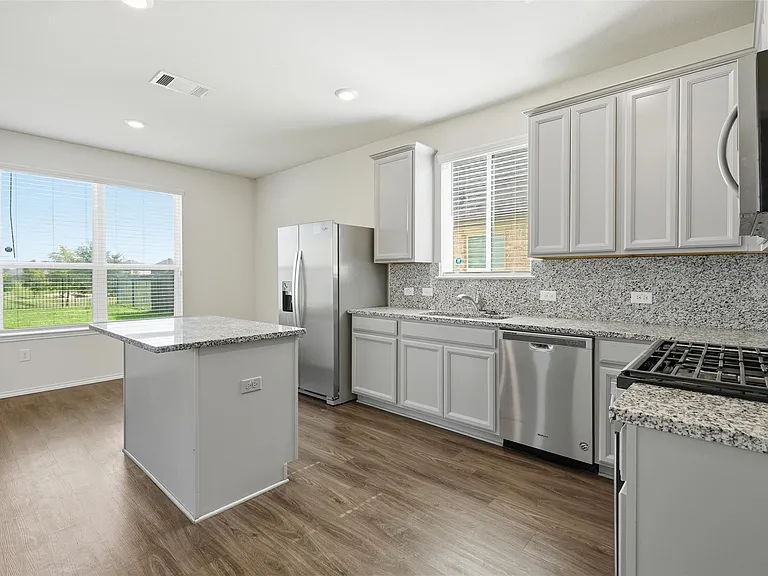 25626 Pannier Pl — Photo 12