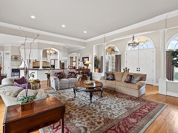 5th image of 185 Earles Fort Rd